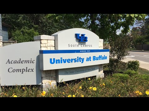Schumer cuts ribbon on AI research institute at UB