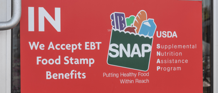 Democrats and Republicans Clash Over SNAP Contingency Funds