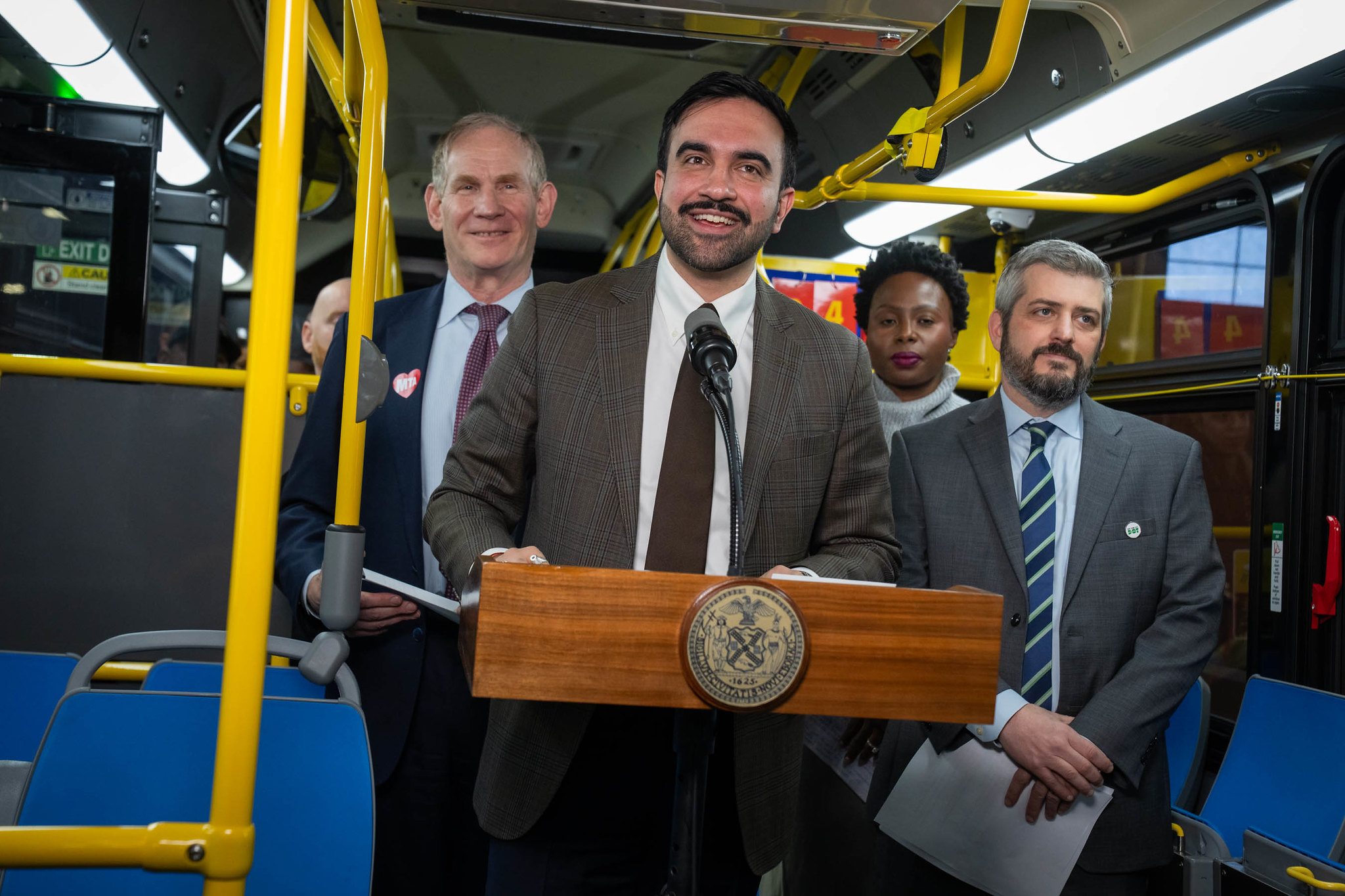City lawmakers are urging Mayor Zohran Mamdani to automatically enroll low-income New Yorkers in the city’s transit discount program due to current low membership.