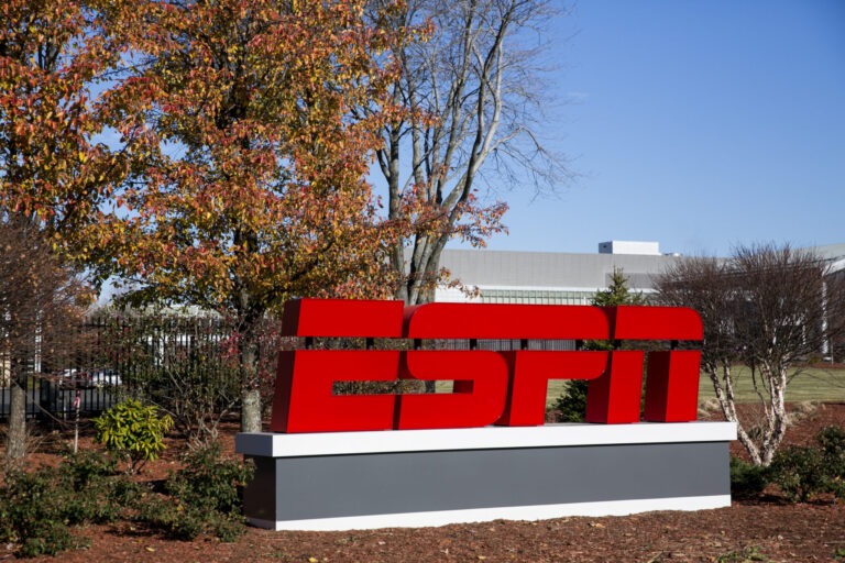 ESPN Analyst Who Lost an Arm in Recent Car Crash Accused of Running Shady Fantasy Football Leagues